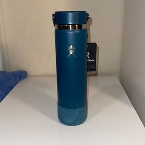 SPECIAL EDITION 24 OZ HYDRO FLASK - ECLIPSE